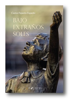 Bajo extraños soles